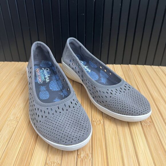 Skechers Women's Kiss Laser-Cut Skimmer Wedges Charcoal Gray - Sz 8 - Picture 7 of 7